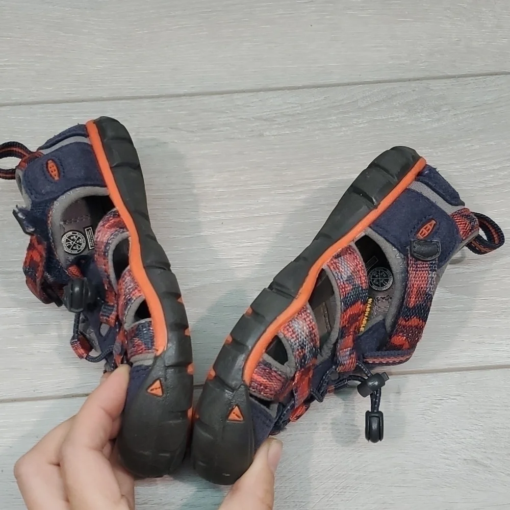 Keen Kids Boys Outdoor Hiking Comfort Hook&loop Waterproof San shoes sz 11